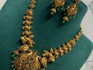 Temple Design With Emerald Drops Necklace