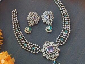 Royal Emerald Bloom Neckpiece